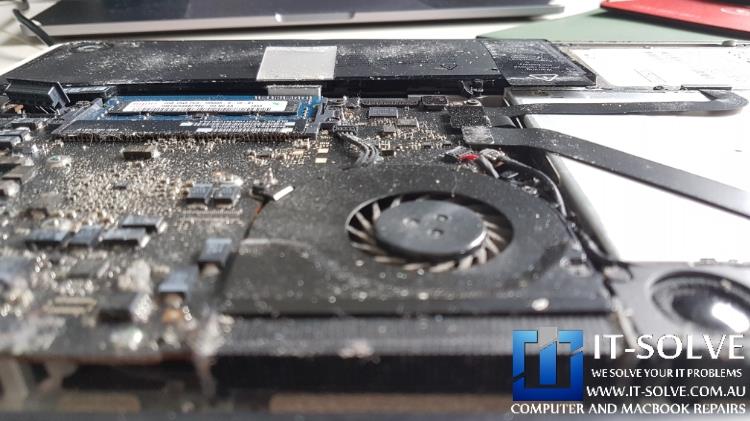 Clogged up cooling system on MAcbook Pro