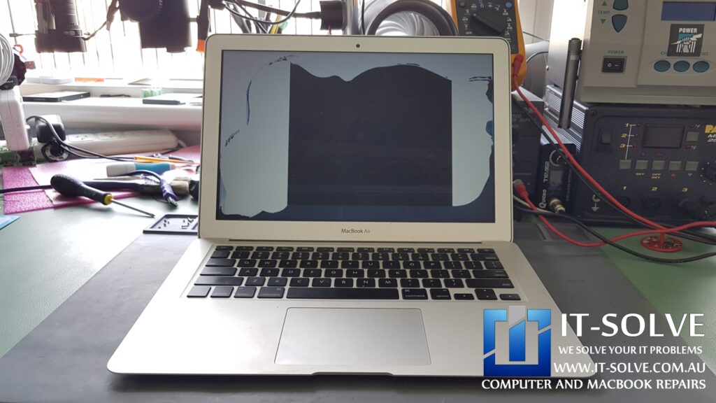 Macbook Air A1466 with a Broken Screen