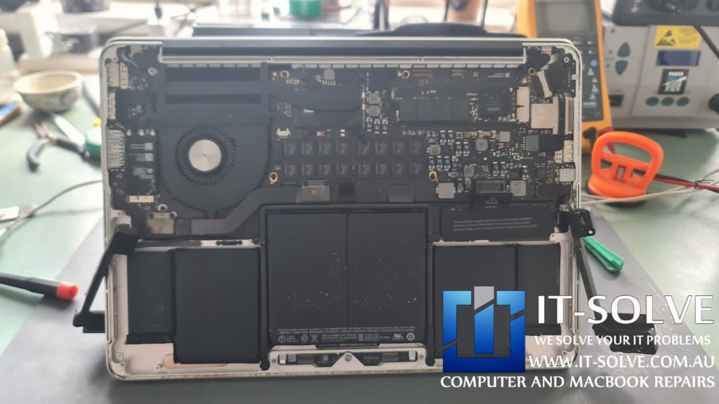 Macbook Pro A1502 Battery Replacement