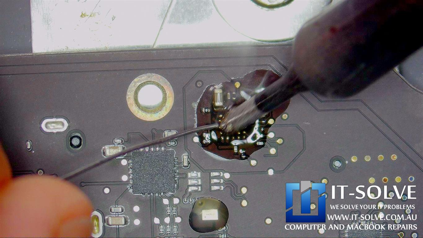 Macbook Air Repair with No Backlight after screen replacement | Laptop ...